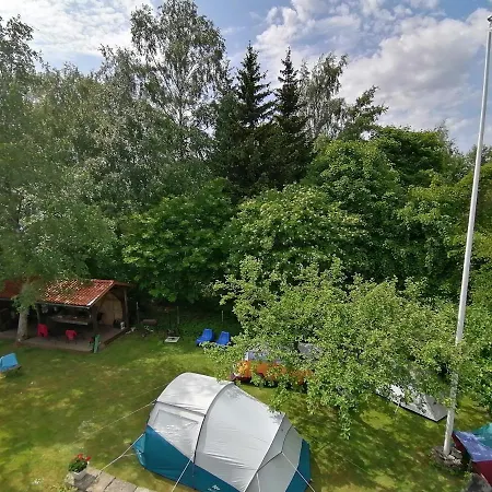 Piibelehe Garden Guesthouse & Caravan Park Casa de hóspedes Kuressaare