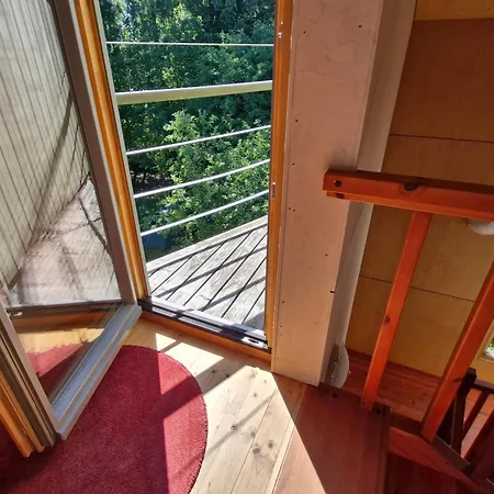 Casa de hóspedes Piibelehe Garden Guesthouse & Caravan Park Kuressaare