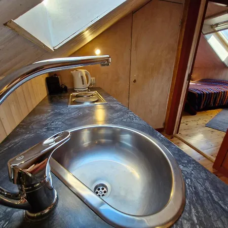 Piibelehe Garden Guesthouse & Caravan Park