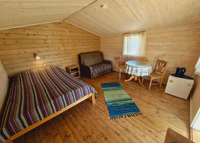 Piibelehe Guest Maison d'hôtes Kuressaare