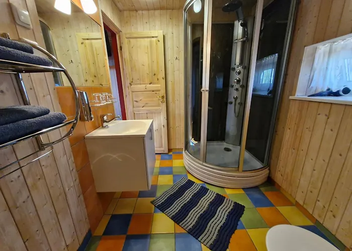 Piibelehe Guest Maison d'hôtes Kuressaare