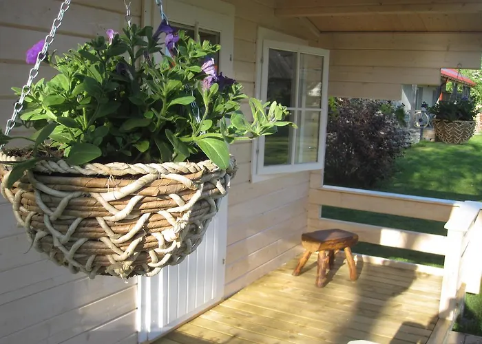 Piibelehe Guest Kuressaare